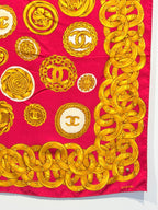 CHANEL 大判スカーフ　ゴールドチェーン